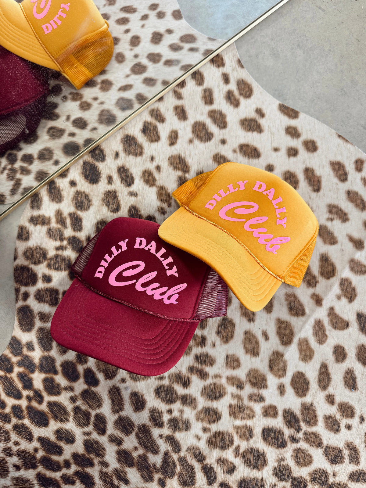 Dilly Dally Club - Puff Print Jules Co.