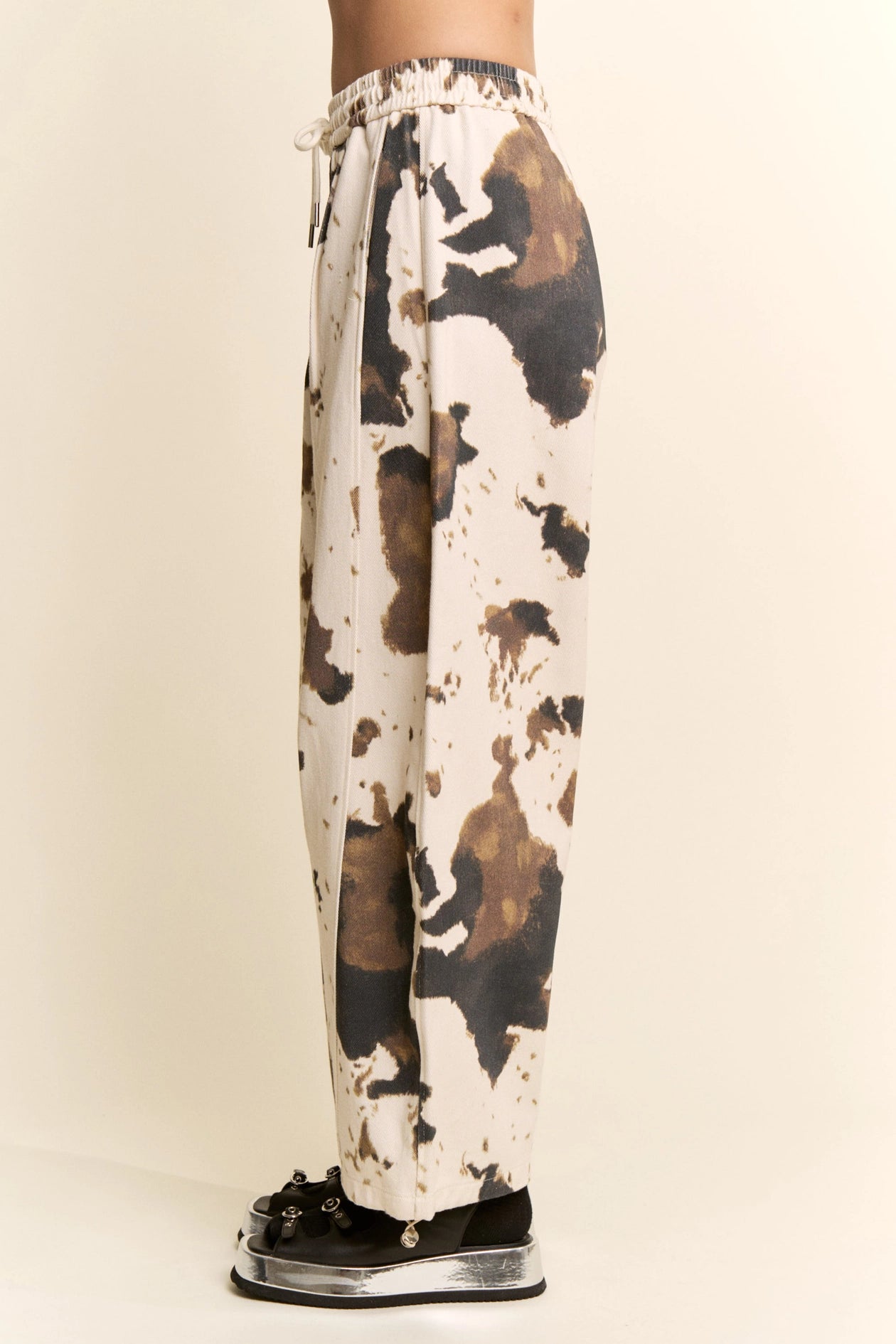 COW PRINT WIDE-LEG DRAWSTRING-HEM PANTS
