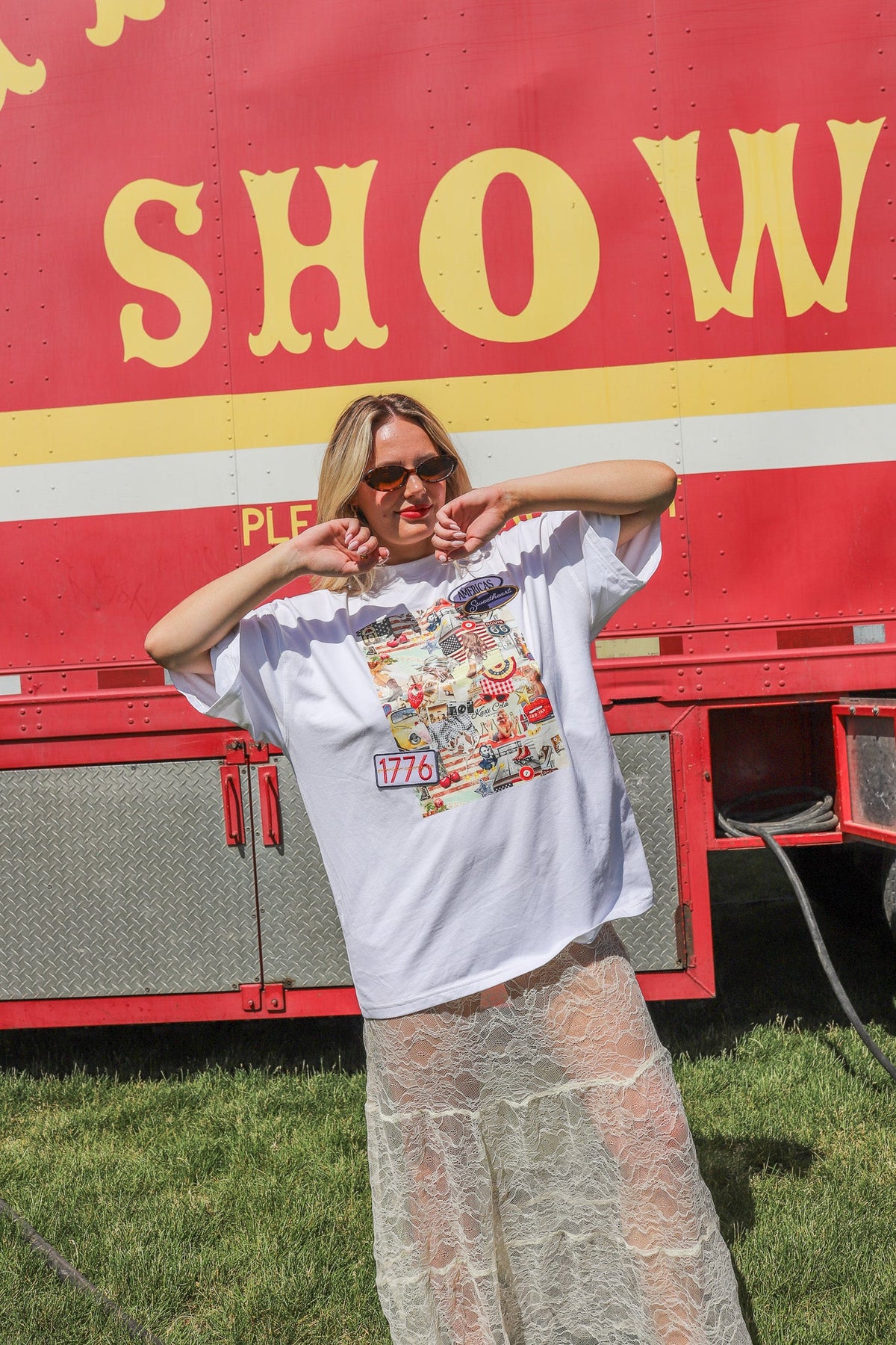 AMERICA'S SWEETHEART T-SHIRT KAXI.co
