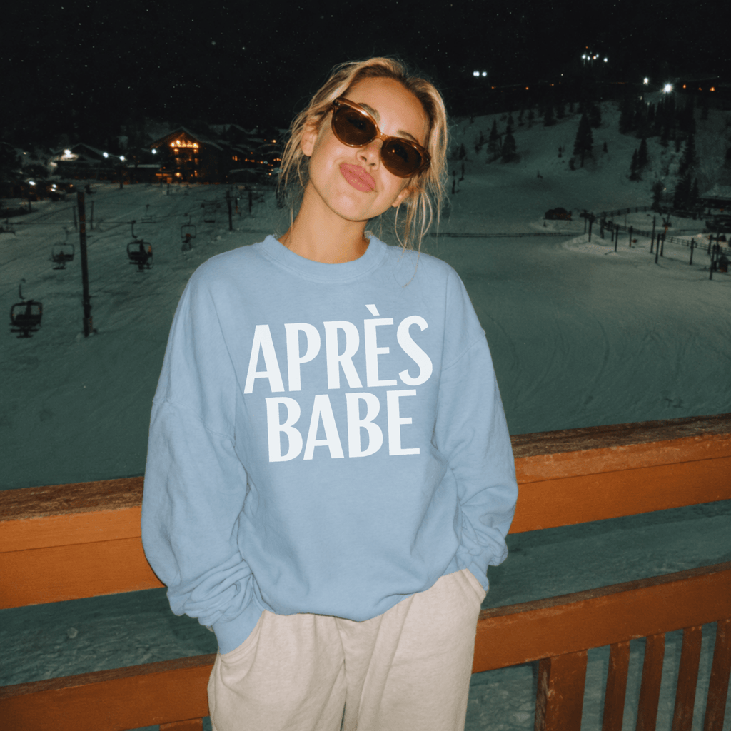 Après Babe Sweatshirt – Ski Bachelorette Party Crewneck - Poppy & Vine