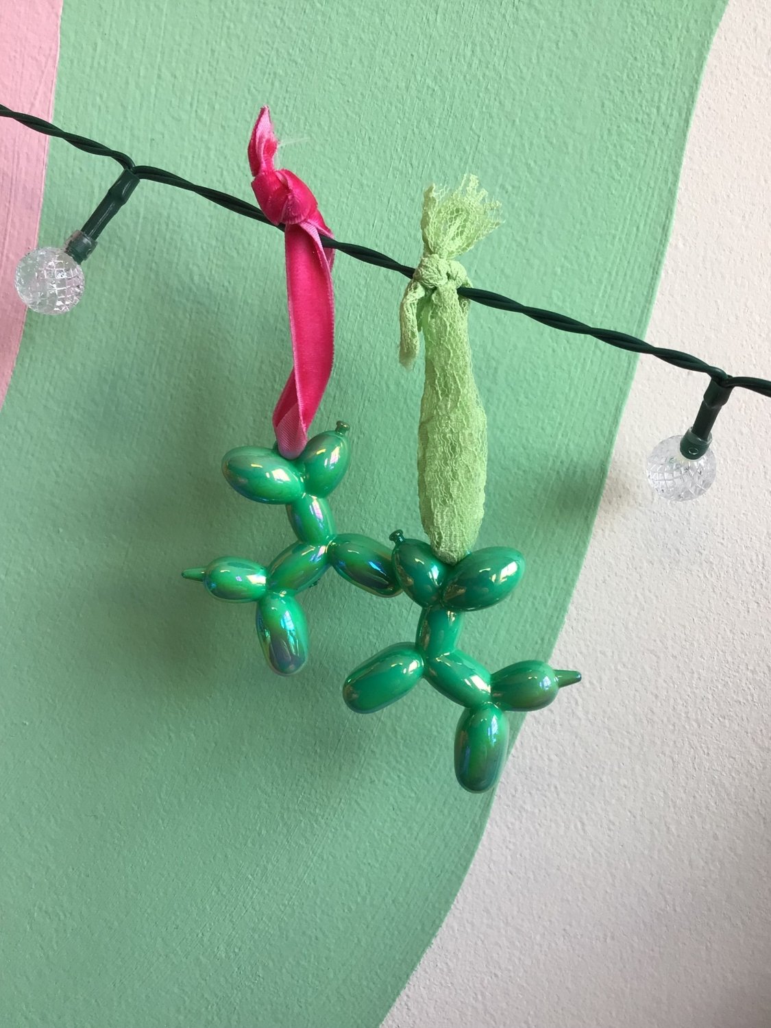 Balloon Dog Ornaments - Poppy & Vine