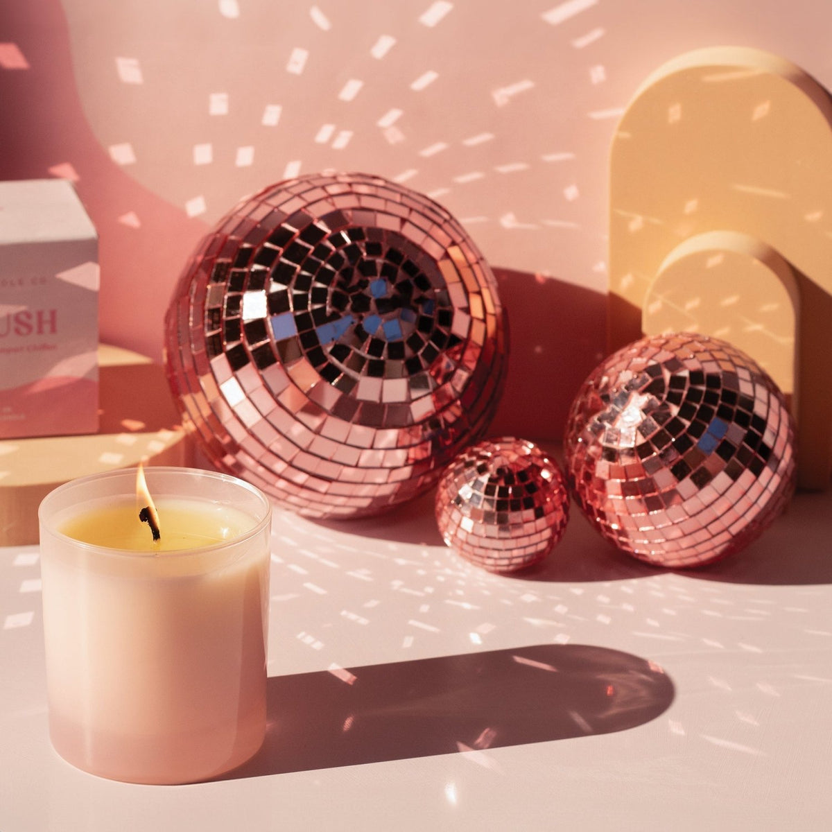Blush 9 oz. Hue Candle (Campari Chiffon) - Poppy & Vine