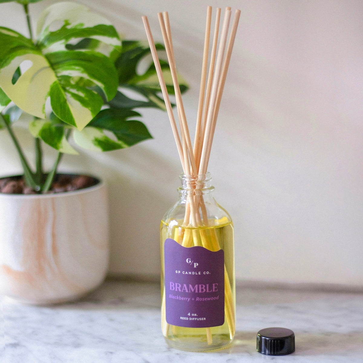 Bramble 4 oz. Hue Reed Diffuser (Blackberry + Rosewood) - Poppy & Vine