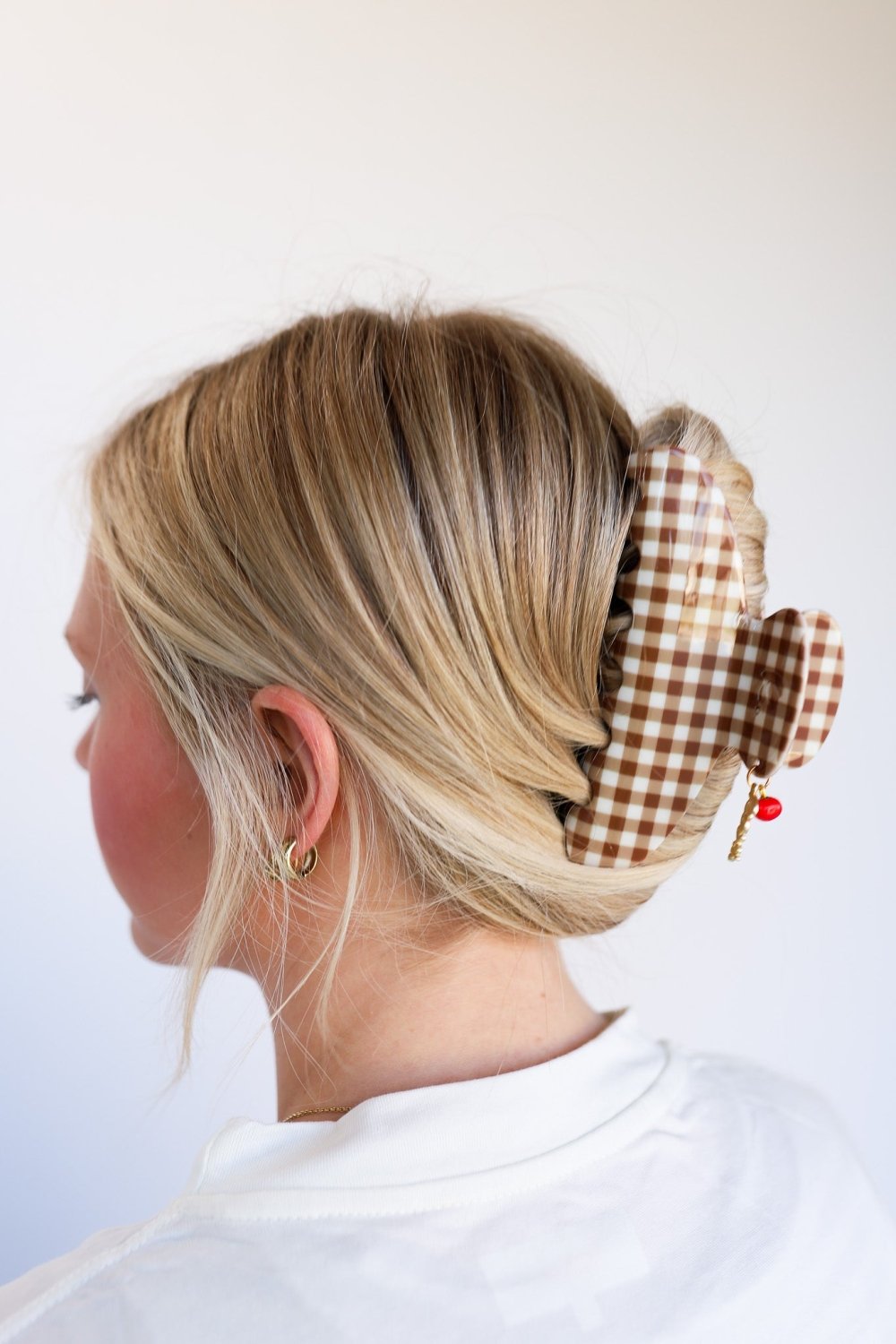 BROWN GINGHAM TOMATO CHARM CLAW - Poppy & Vine