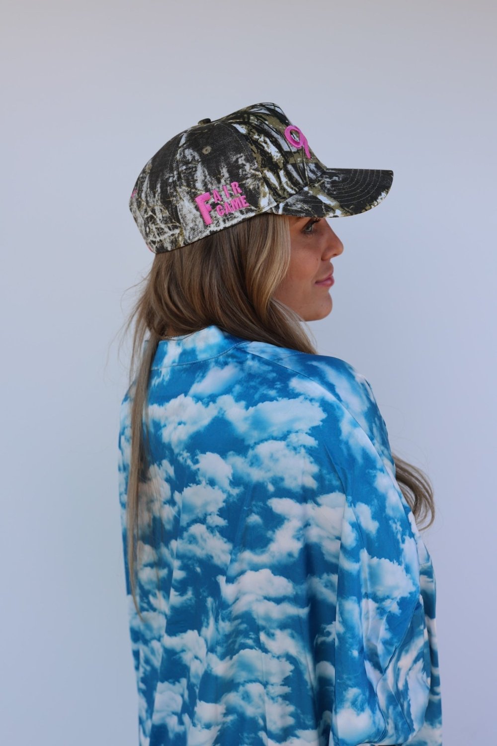 CAMO BOW TRUCKER HAT - Poppy & Vine