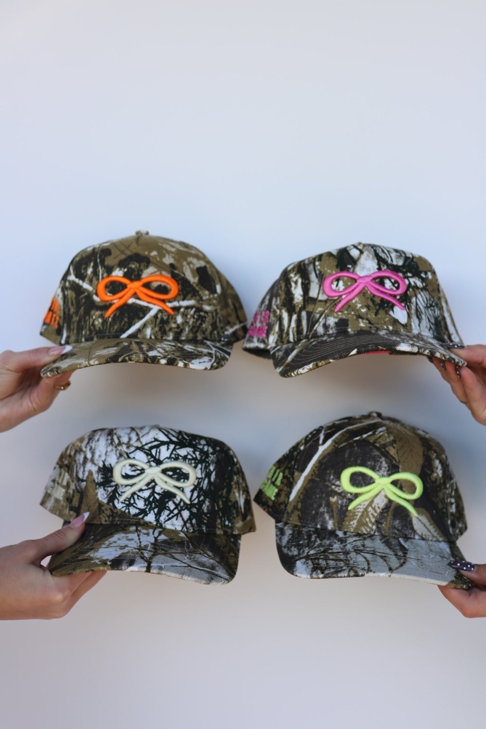 CAMO BOW TRUCKER HAT - Poppy & Vine