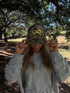 CAMO BOW TRUCKER HAT - Poppy & Vine