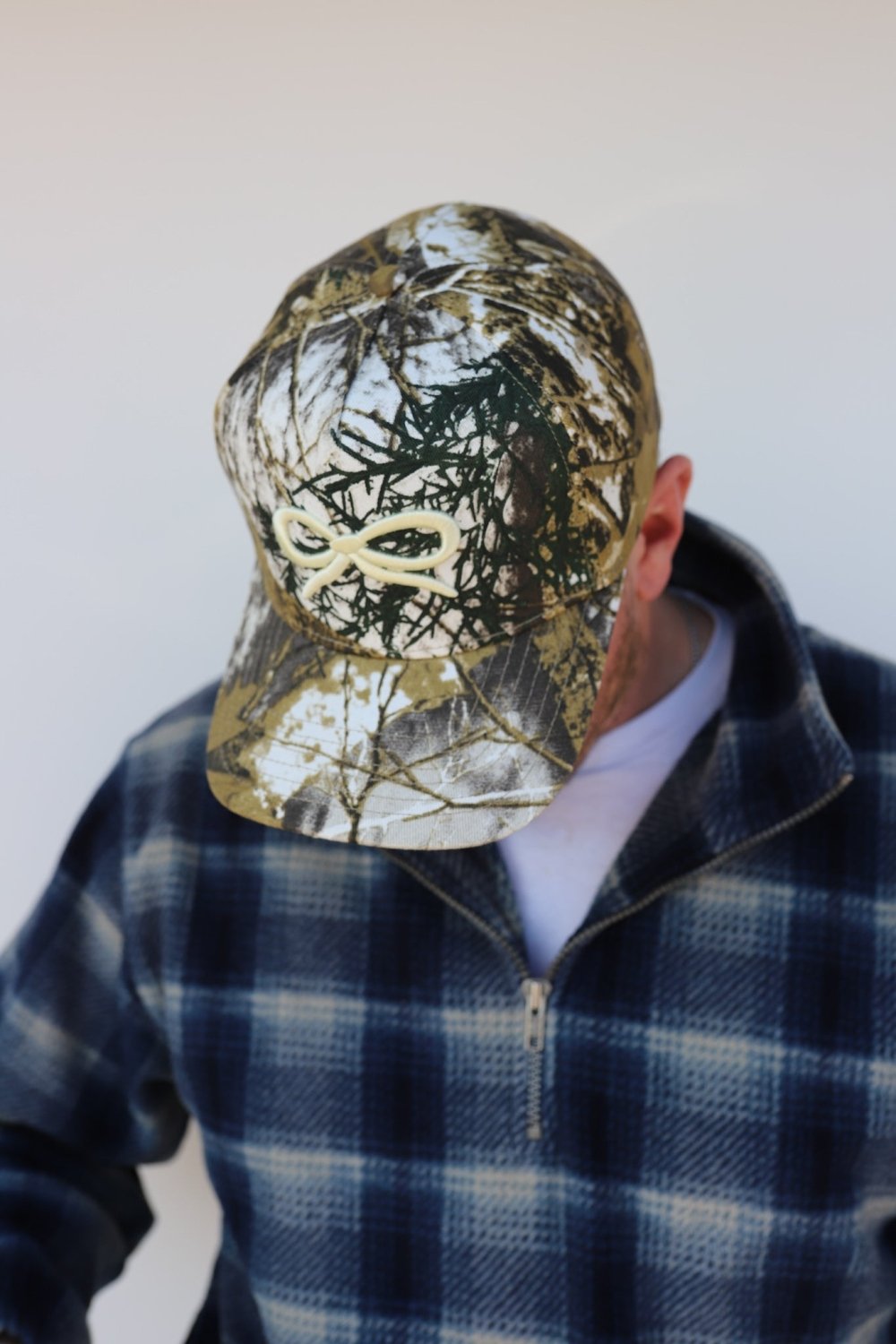 CAMO BOW TRUCKER HAT - Poppy & Vine