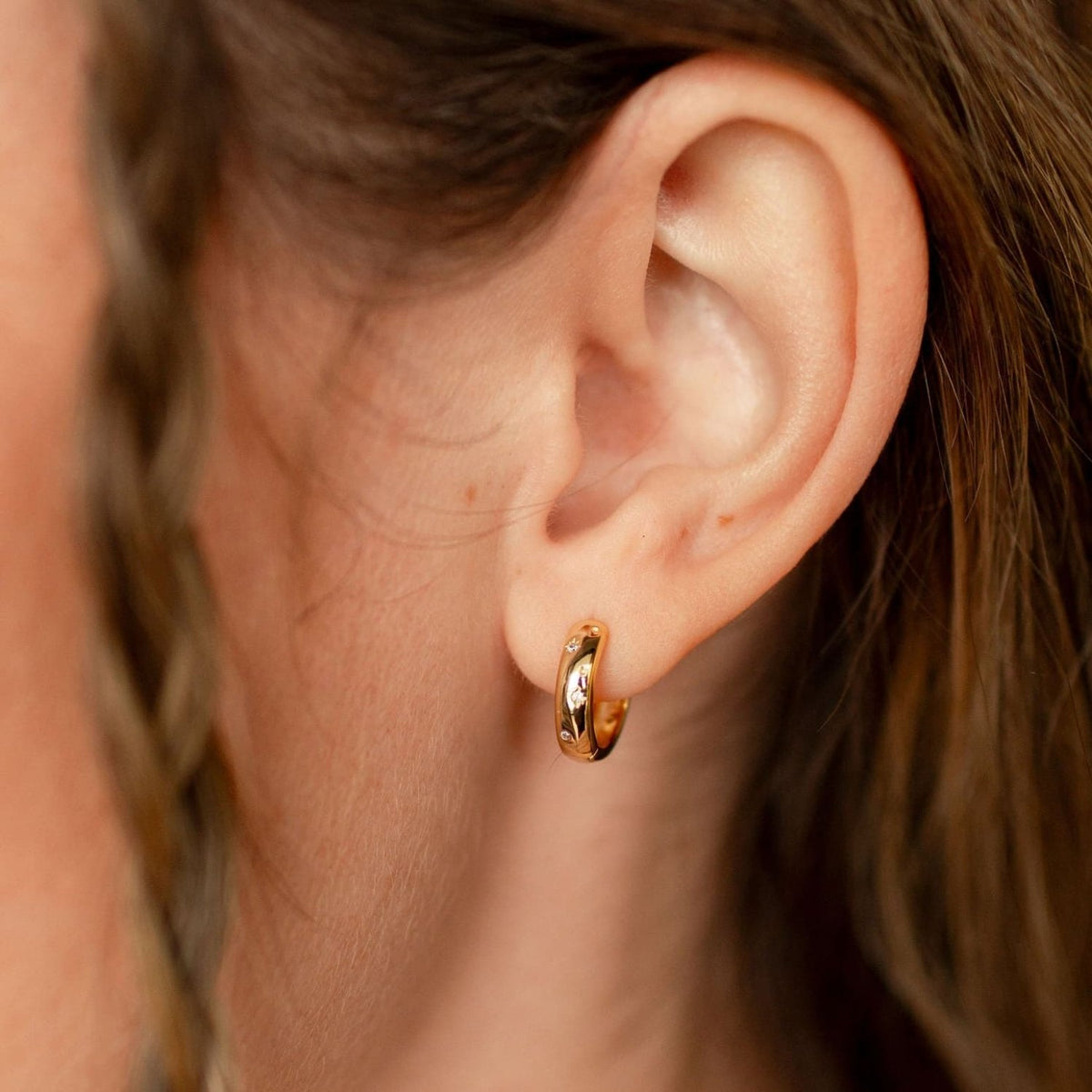 Charli Diamond & Gold Polka Dot Hoops - Poppy & Vine
