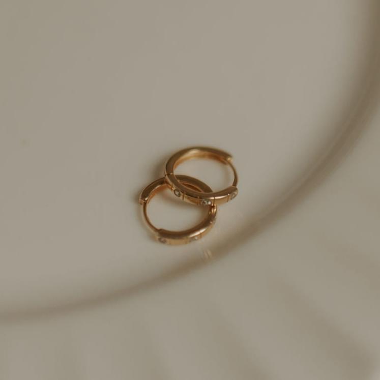 Diana Diamond Hoops - Poppy & Vine