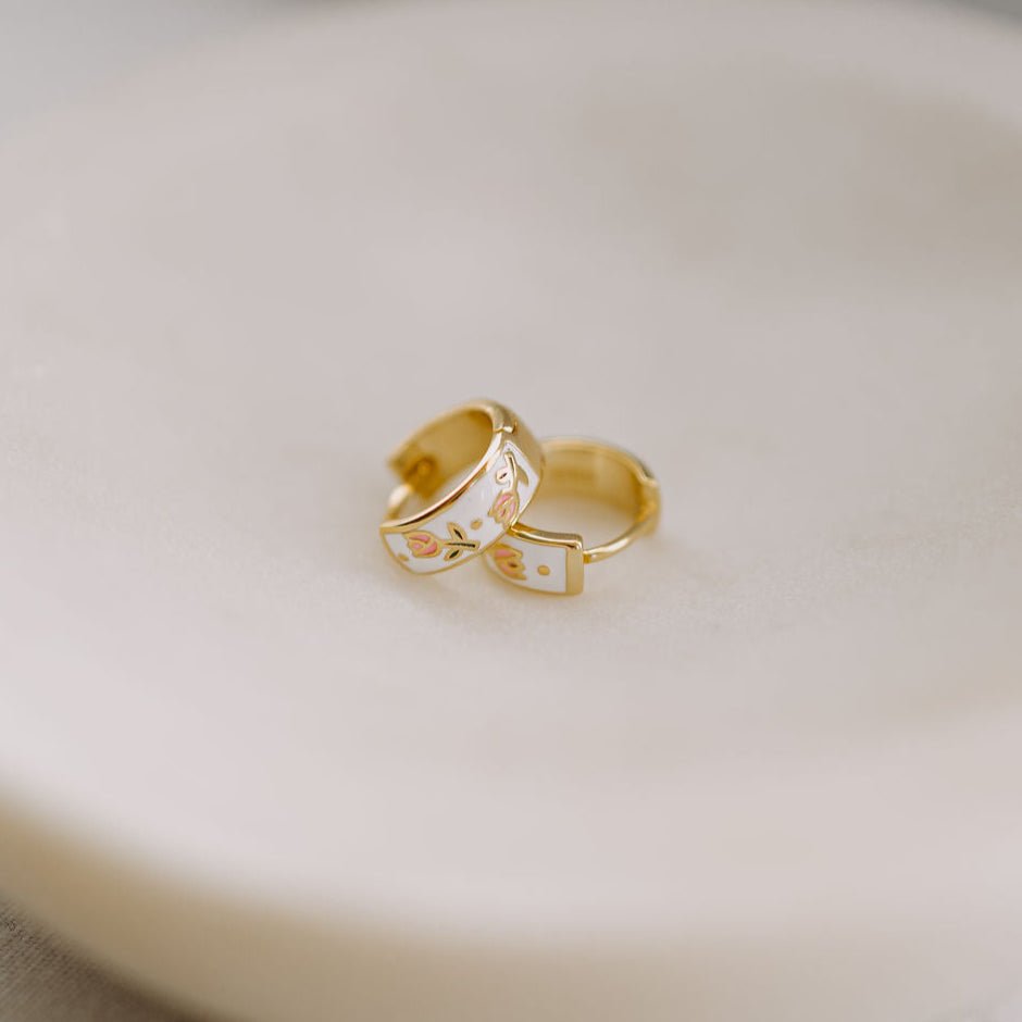 Eloise Tea Cup Hoops - Poppy & Vine