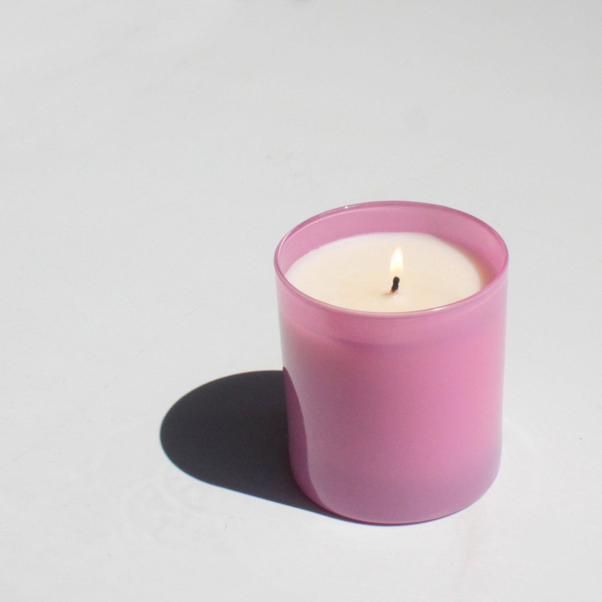 Flora 9 oz. Hue Candle (Wild Orchid) - Poppy & Vine