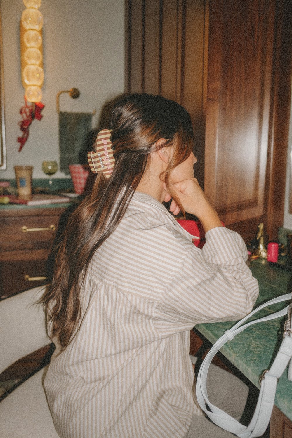 GIRLHOOD OVERSIZED CLAW (2 STYLES) - Poppy & Vine