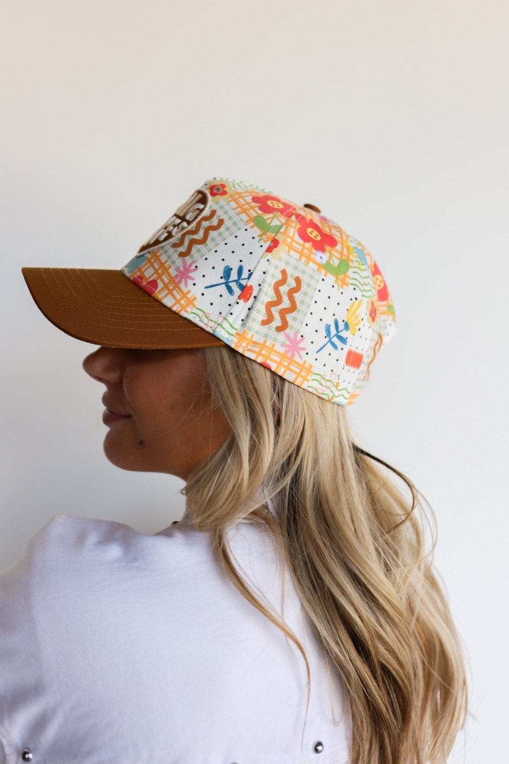 GOING PLACES TRUCKER HAT - Poppy & Vine