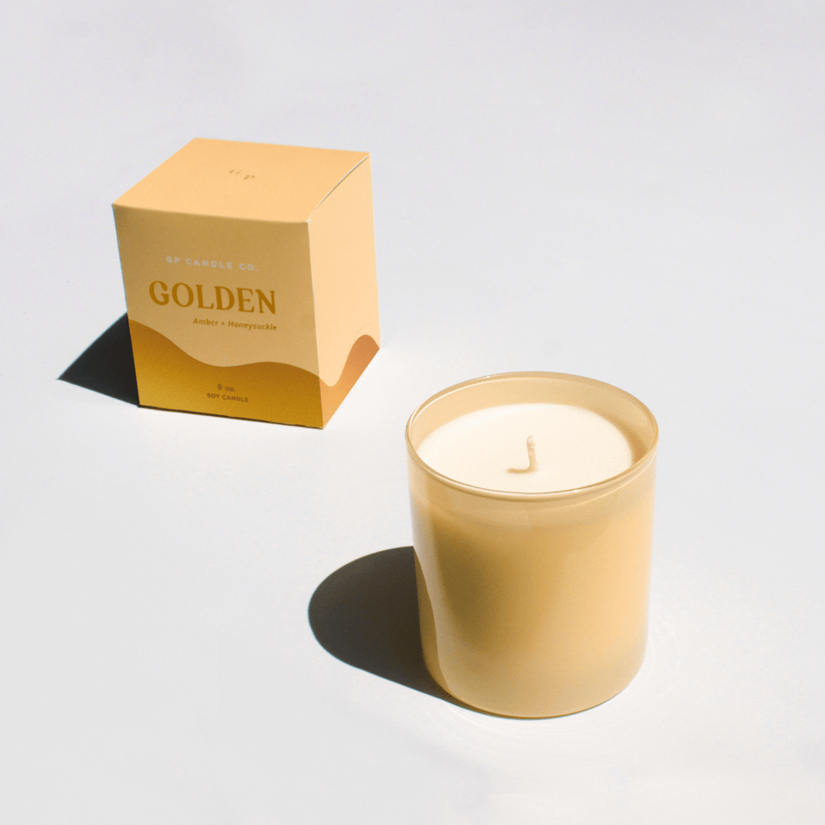 Golden 9 oz. Hue Candle (Amber + Honeysuckle) - Poppy & Vine