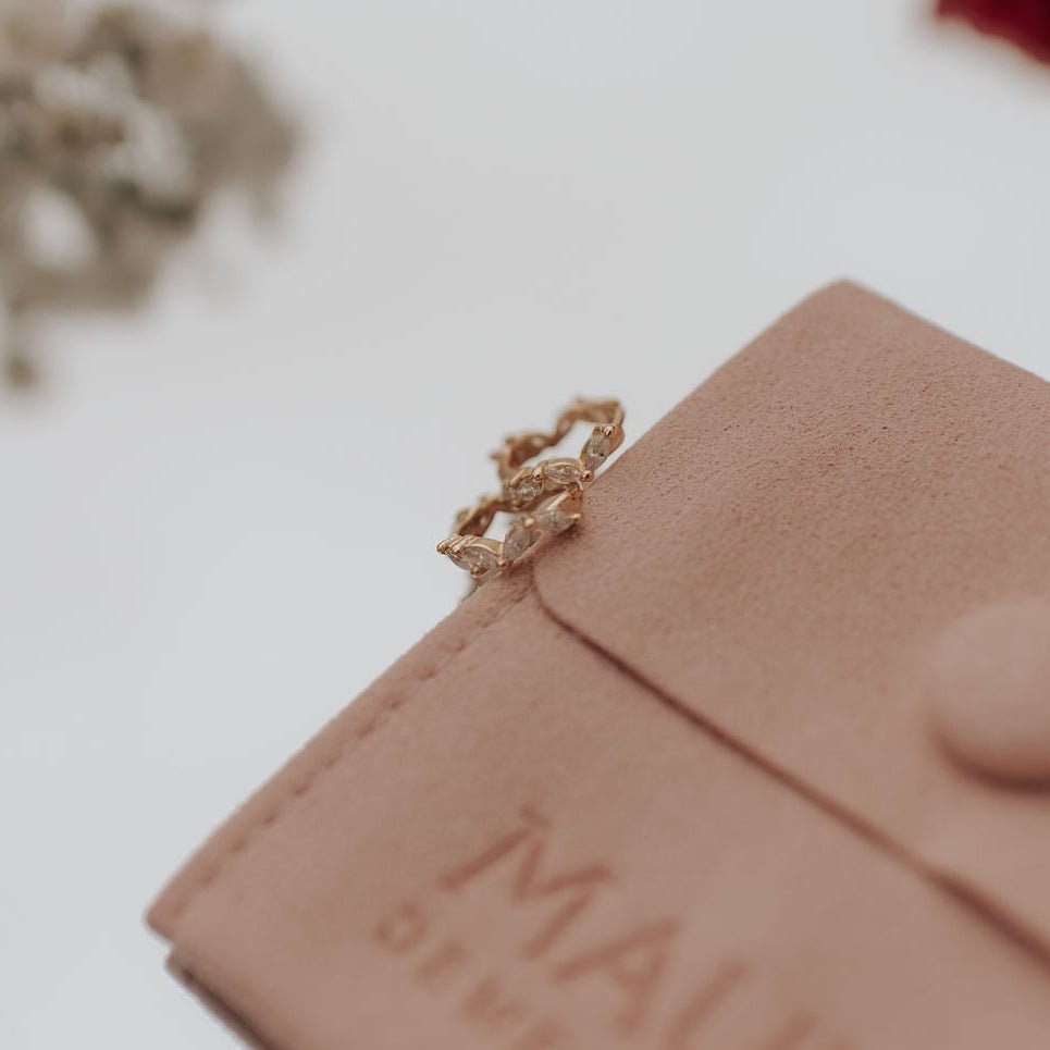 Iris Diamond Hoops - Poppy & Vine