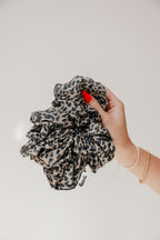 JUMBO SCRUNCHIE - Poppy & Vine