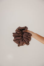 JUMBO SCRUNCHIE - Poppy & Vine