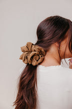 JUMBO SCRUNCHIE - Poppy & Vine