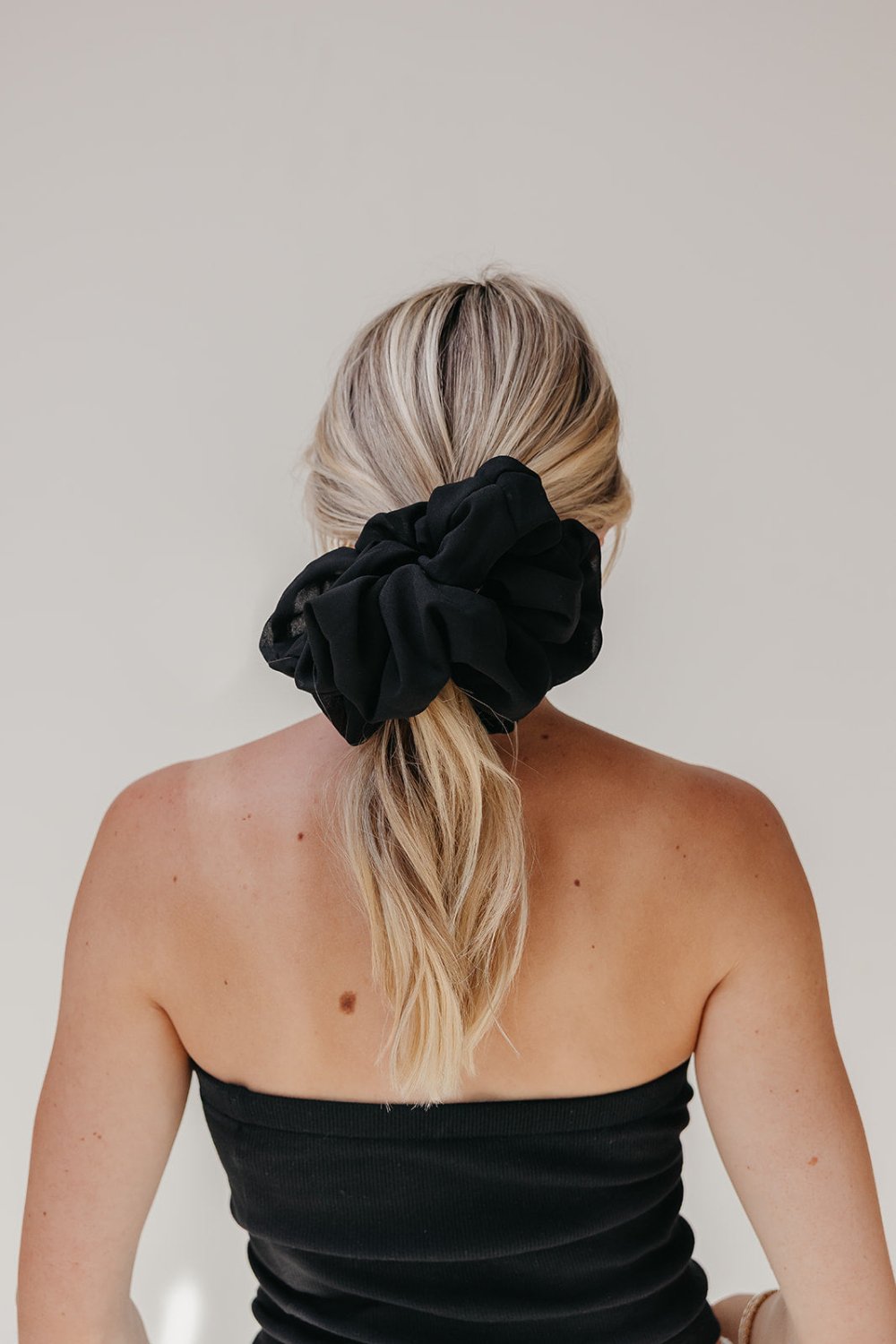 JUMBO SCRUNCHIE - Poppy & Vine