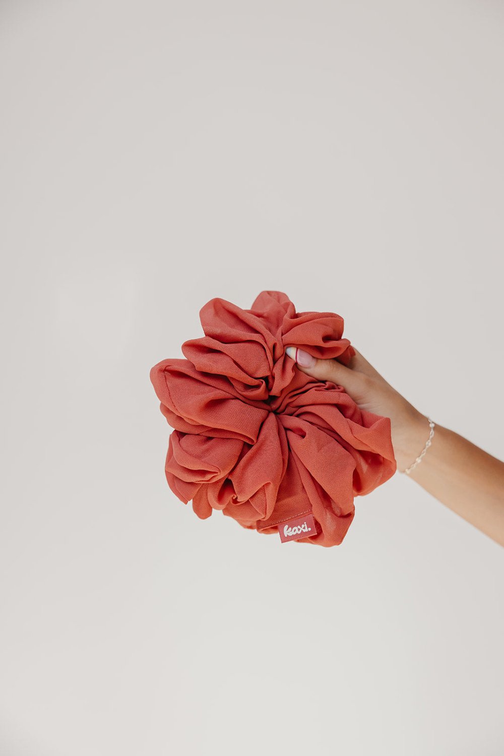 JUMBO SCRUNCHIE - Poppy & Vine