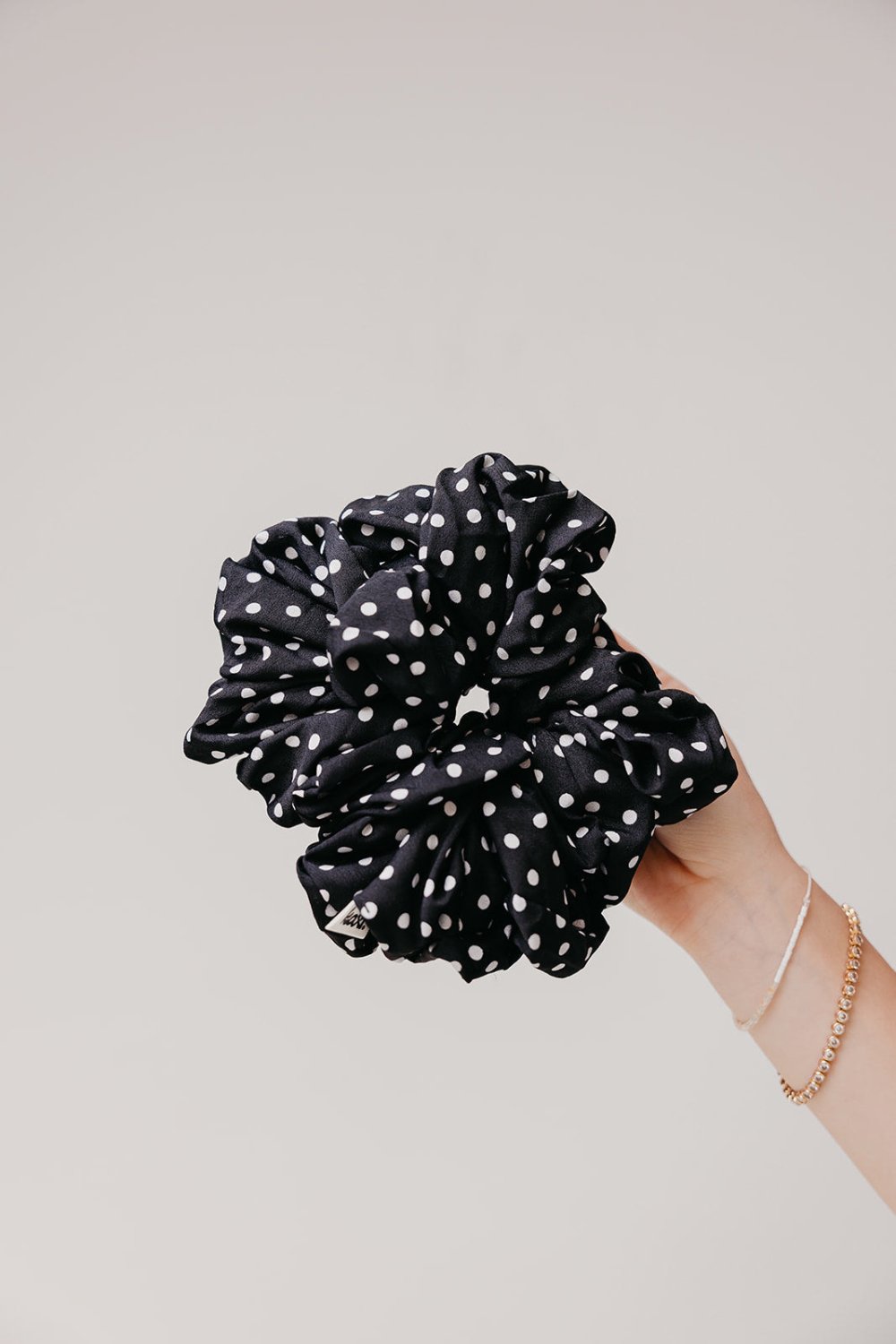 JUMBO SCRUNCHIE - Poppy & Vine
