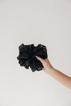 JUMBO SCRUNCHIE - Poppy & Vine