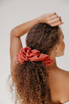 JUMBO SCRUNCHIE - Poppy & Vine