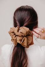 JUMBO SCRUNCHIE - Poppy & Vine