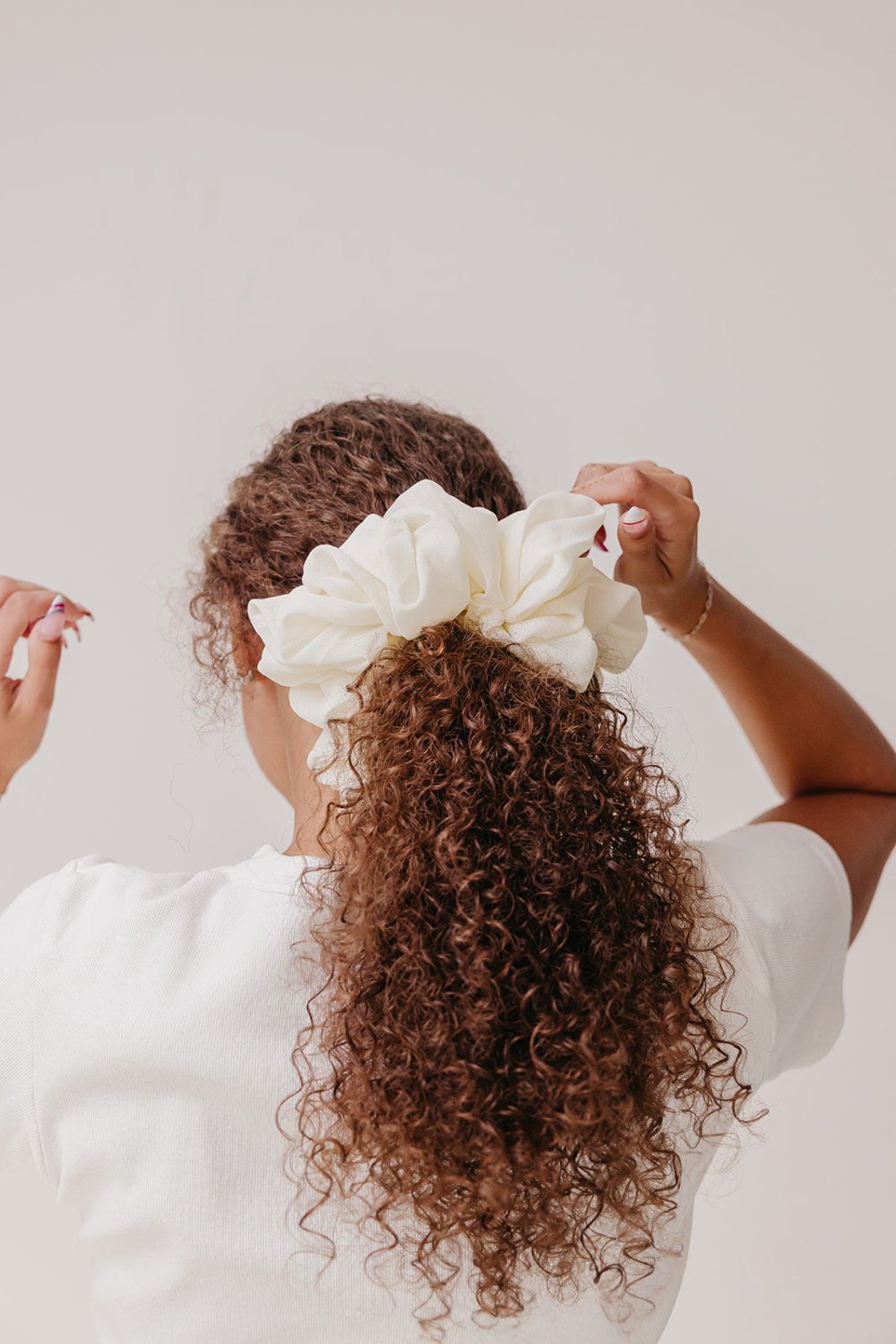 JUMBO SCRUNCHIE - Poppy & Vine
