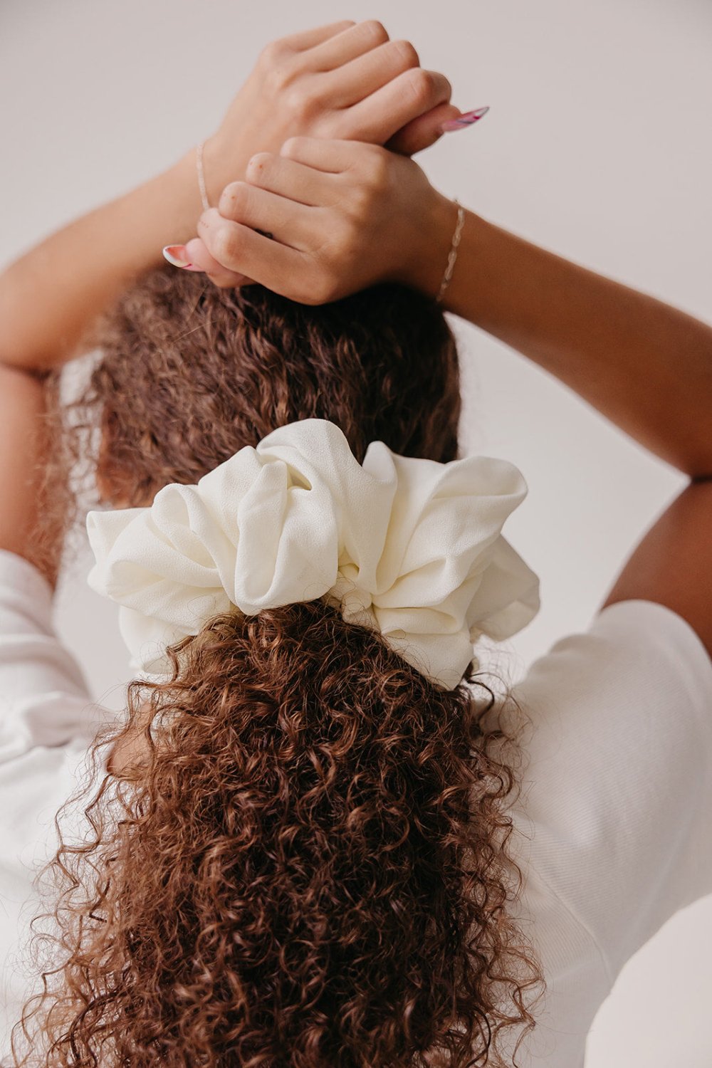 JUMBO SCRUNCHIE - Poppy & Vine