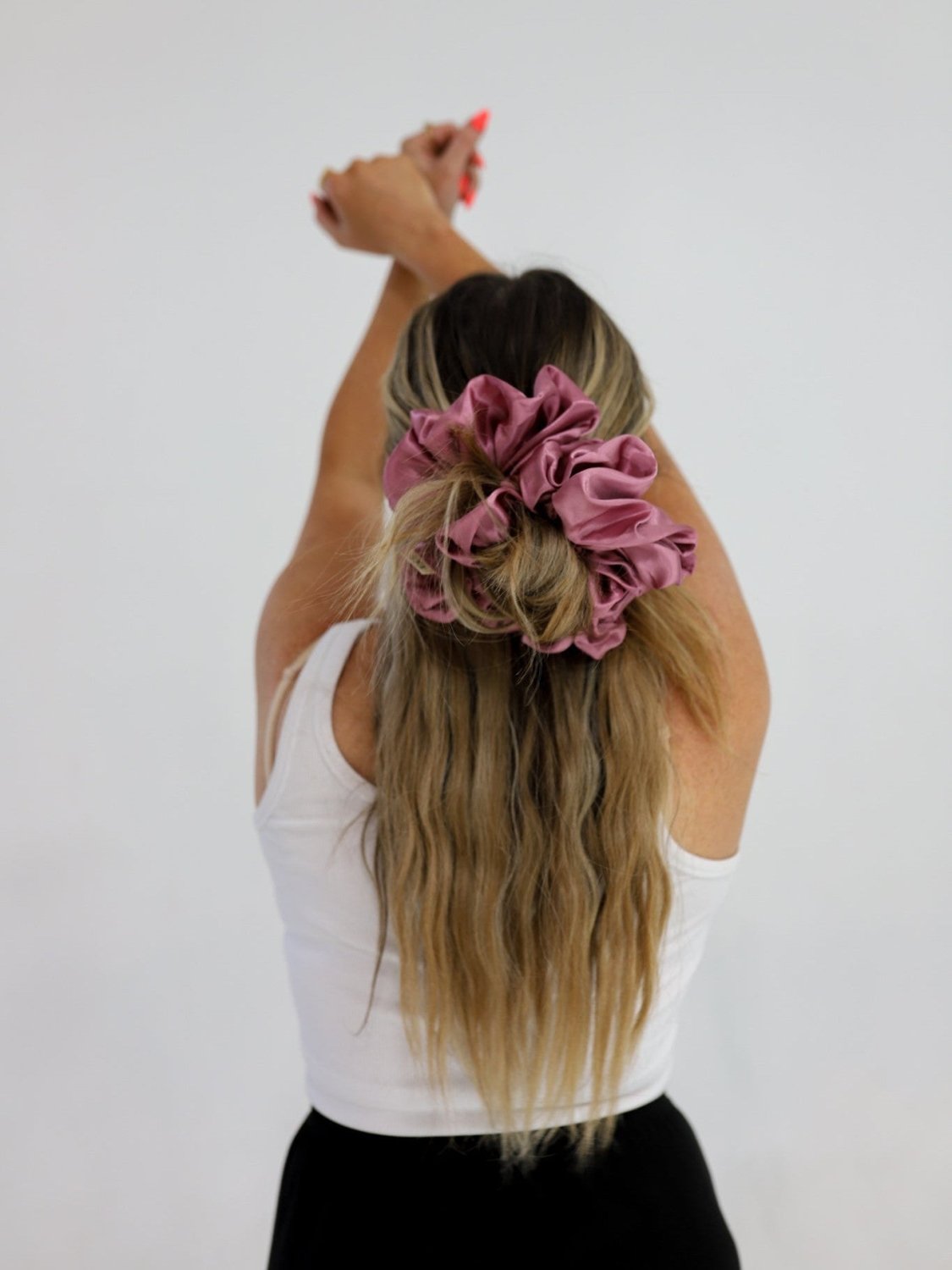 JUMBO SLEEP SILK/SATIN SCRUNCHIES - Poppy & Vine
