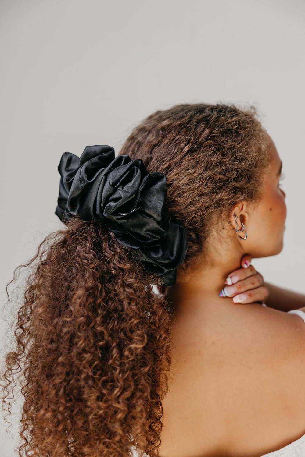 JUMBO SLEEP SILK/SATIN SCRUNCHIES - Poppy & Vine