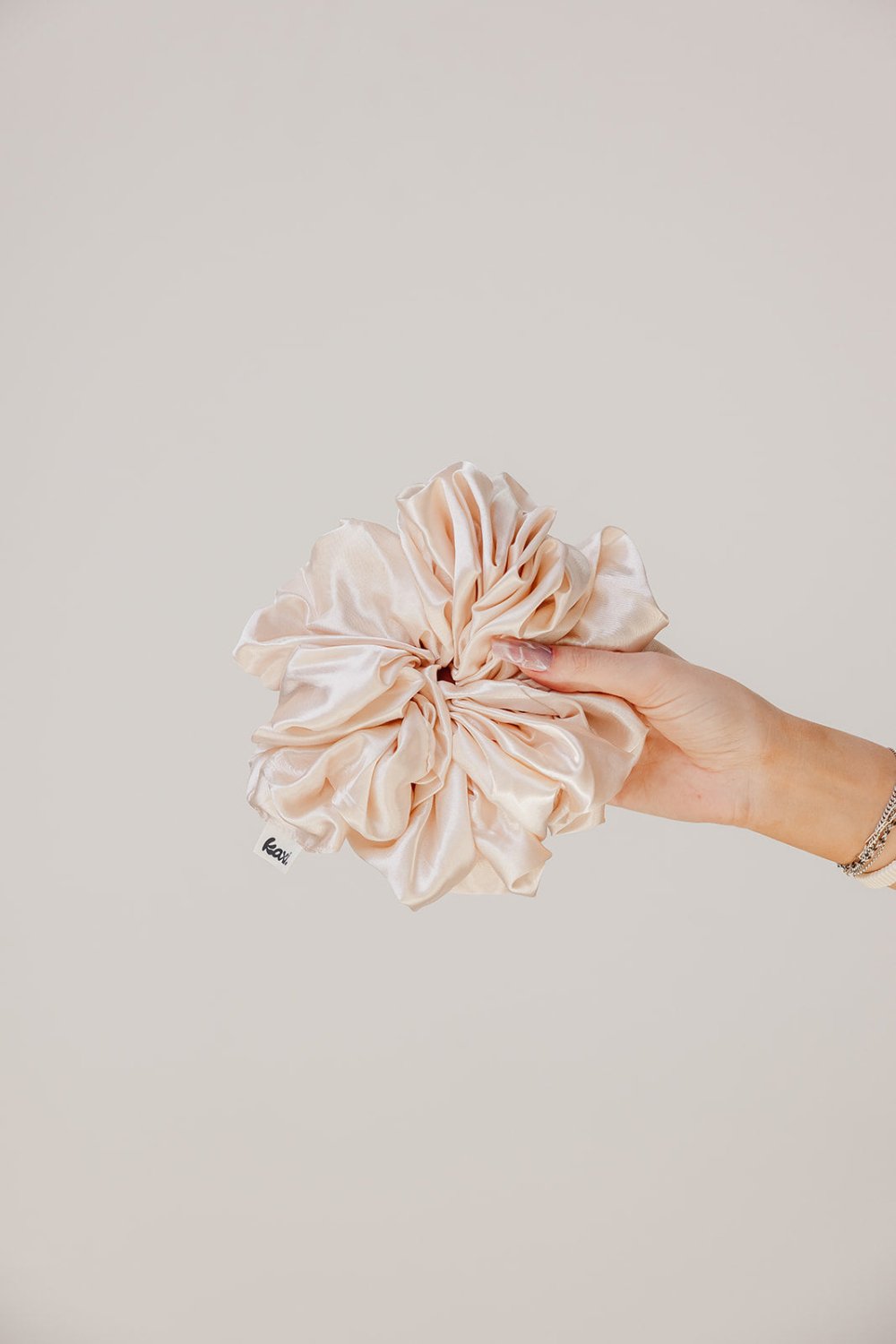 JUMBO SLEEP SILK/SATIN SCRUNCHIES - Poppy & Vine