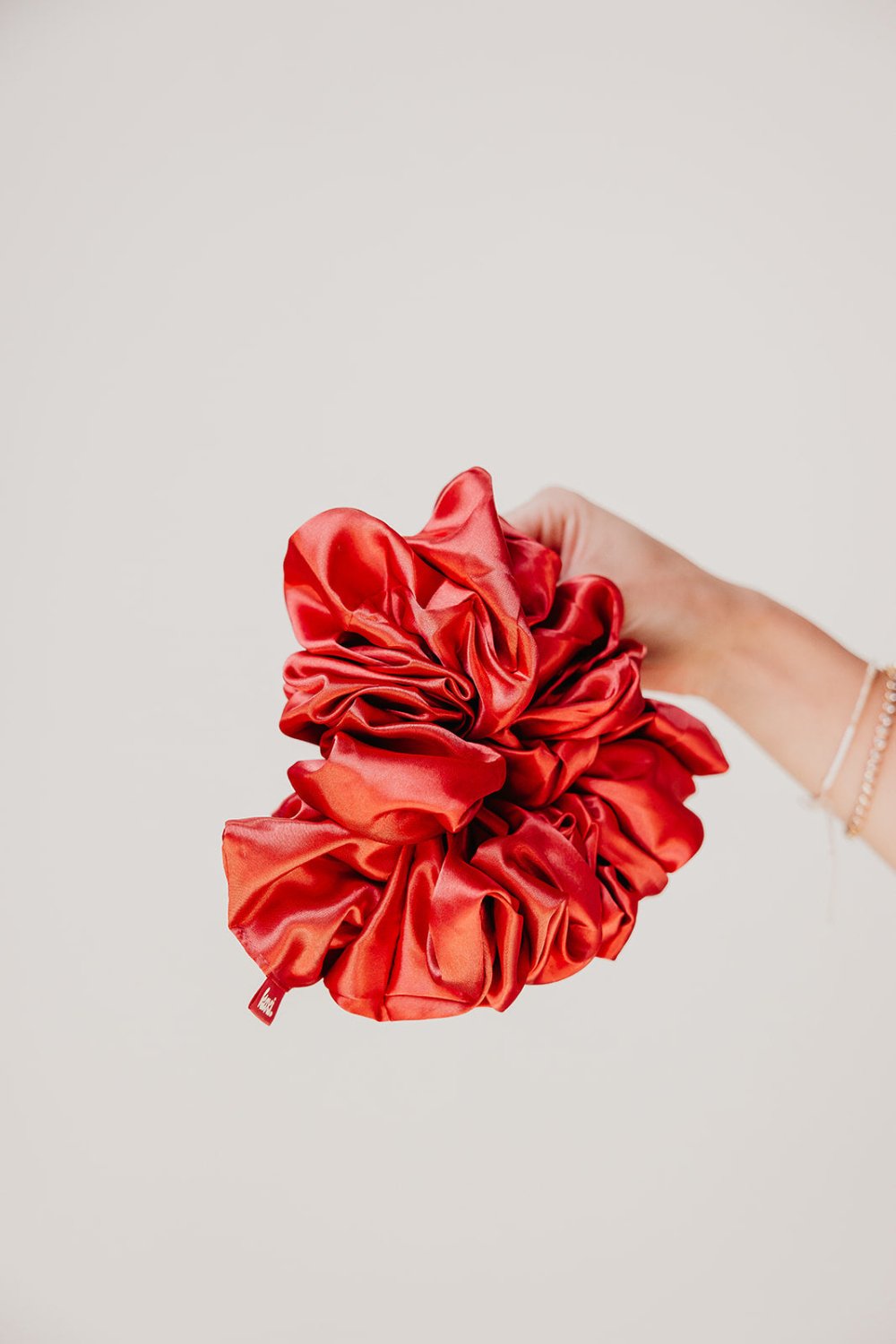 JUMBO SLEEP SILK/SATIN SCRUNCHIES - Poppy & Vine