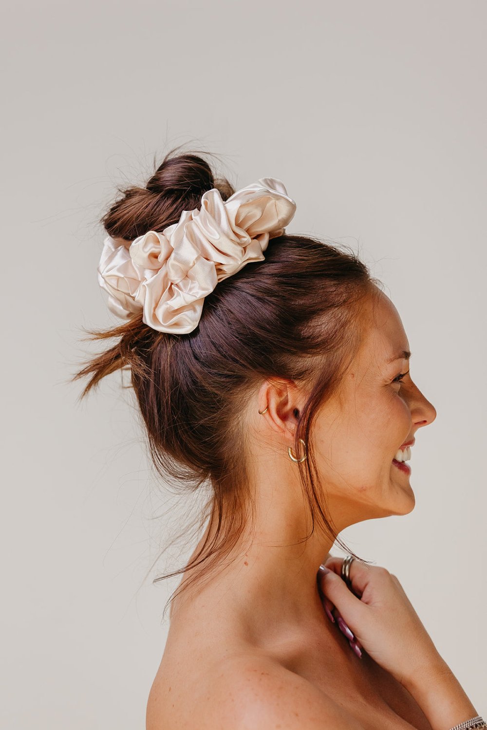 JUMBO SLEEP SILK/SATIN SCRUNCHIES - Poppy & Vine