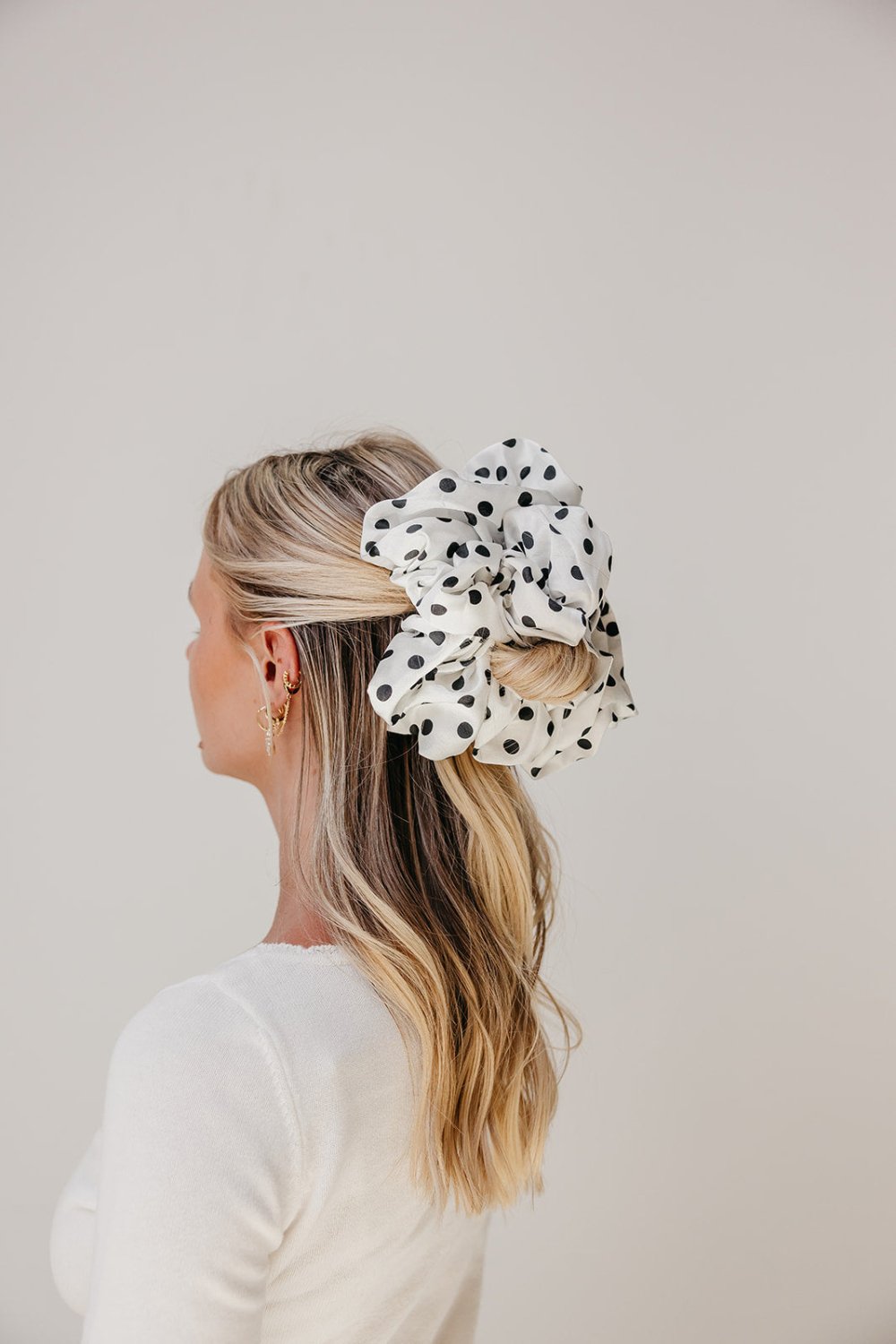 JUMBO SLEEP SILK/SATIN SCRUNCHIES - Poppy & Vine