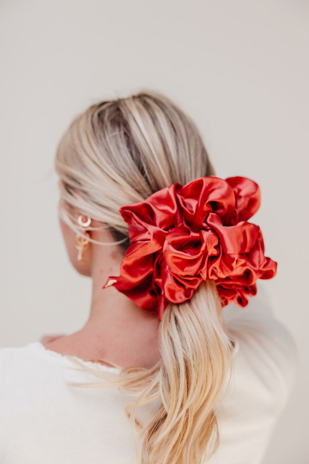 JUMBO SLEEP SILK/SATIN SCRUNCHIES - Poppy & Vine
