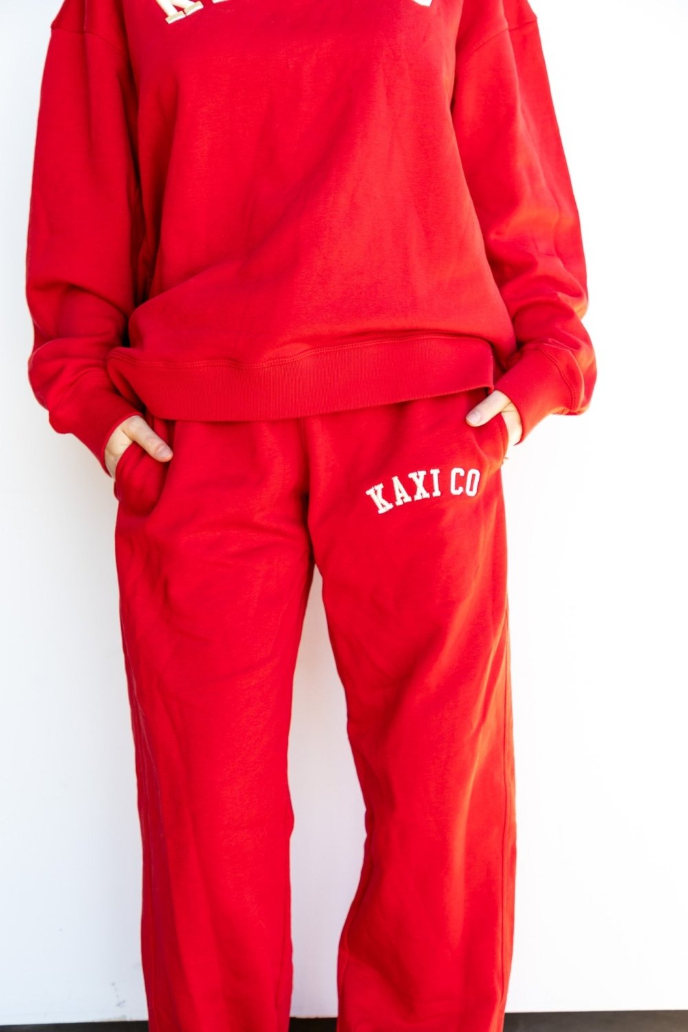 KAXI RED SWEATPANTS - Poppy & Vine