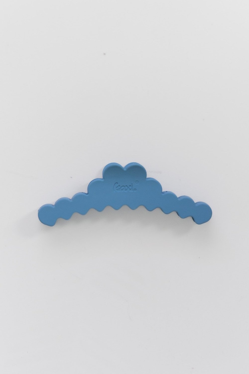 KAXI SCALLOPED MIDI HOLD EVERYTHING CLAW - Poppy & Vine