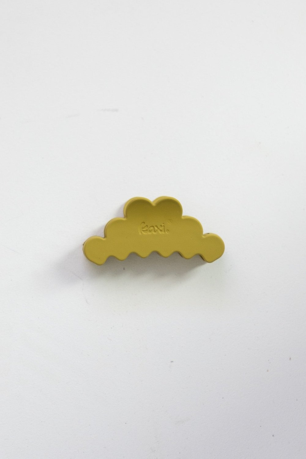 KAXI SCALLOPED MINI HOLD EVERYTHING CLAW - Poppy & Vine