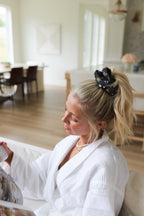 KAXI TOWEL SCRUNCHIE - Poppy & Vine