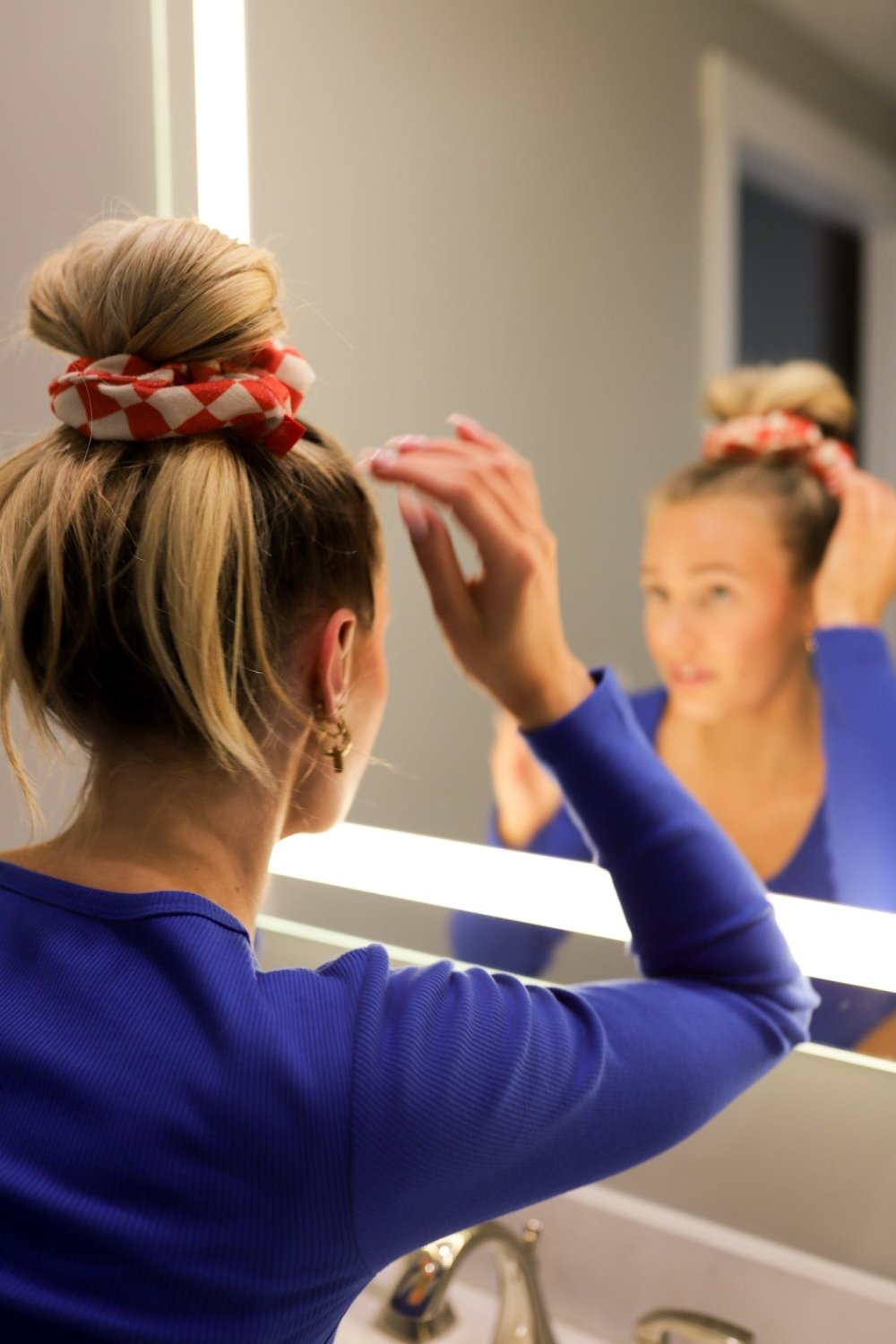 KAXI TOWEL SCRUNCHIE - Poppy & Vine