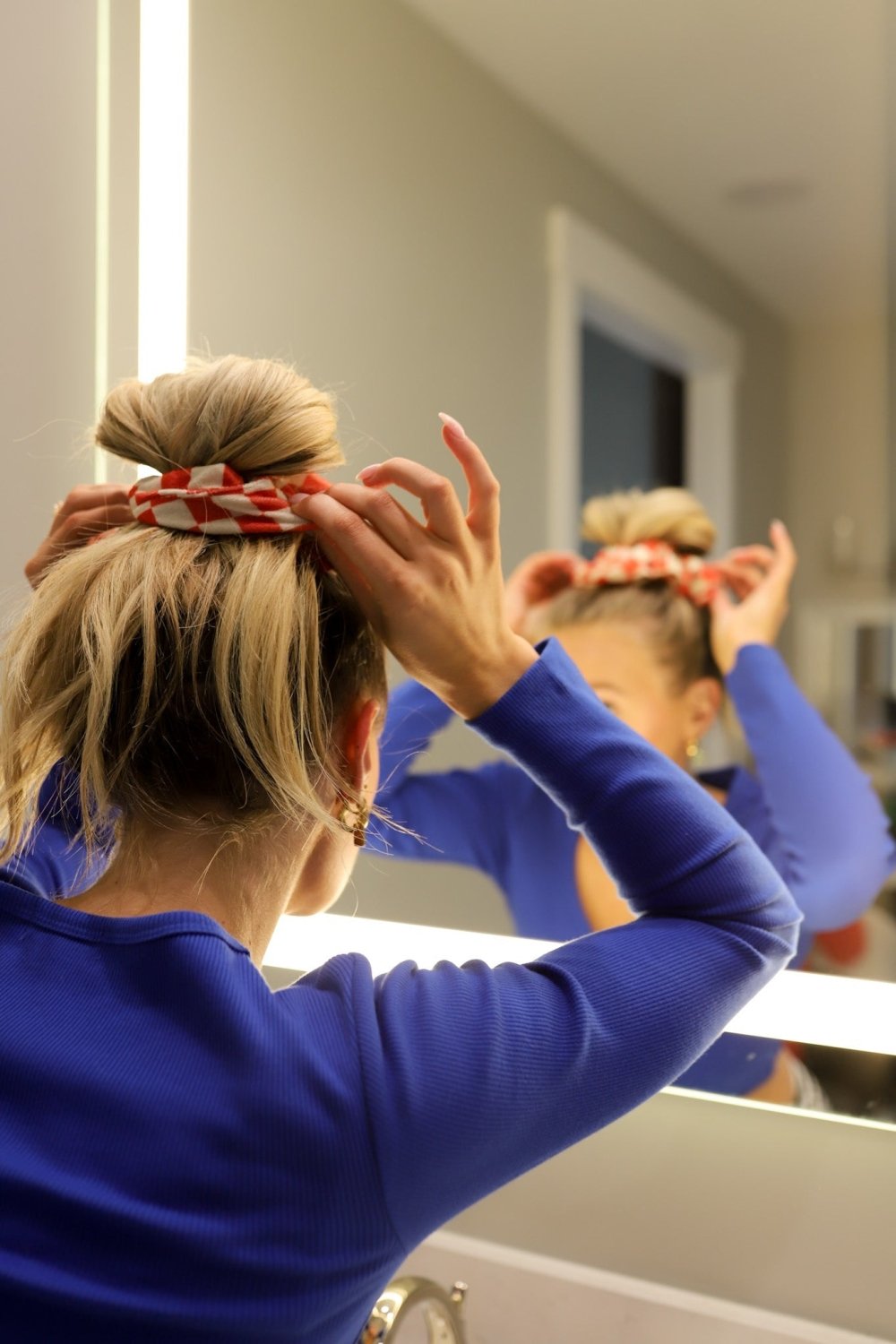 KAXI TOWEL SCRUNCHIE - Poppy & Vine