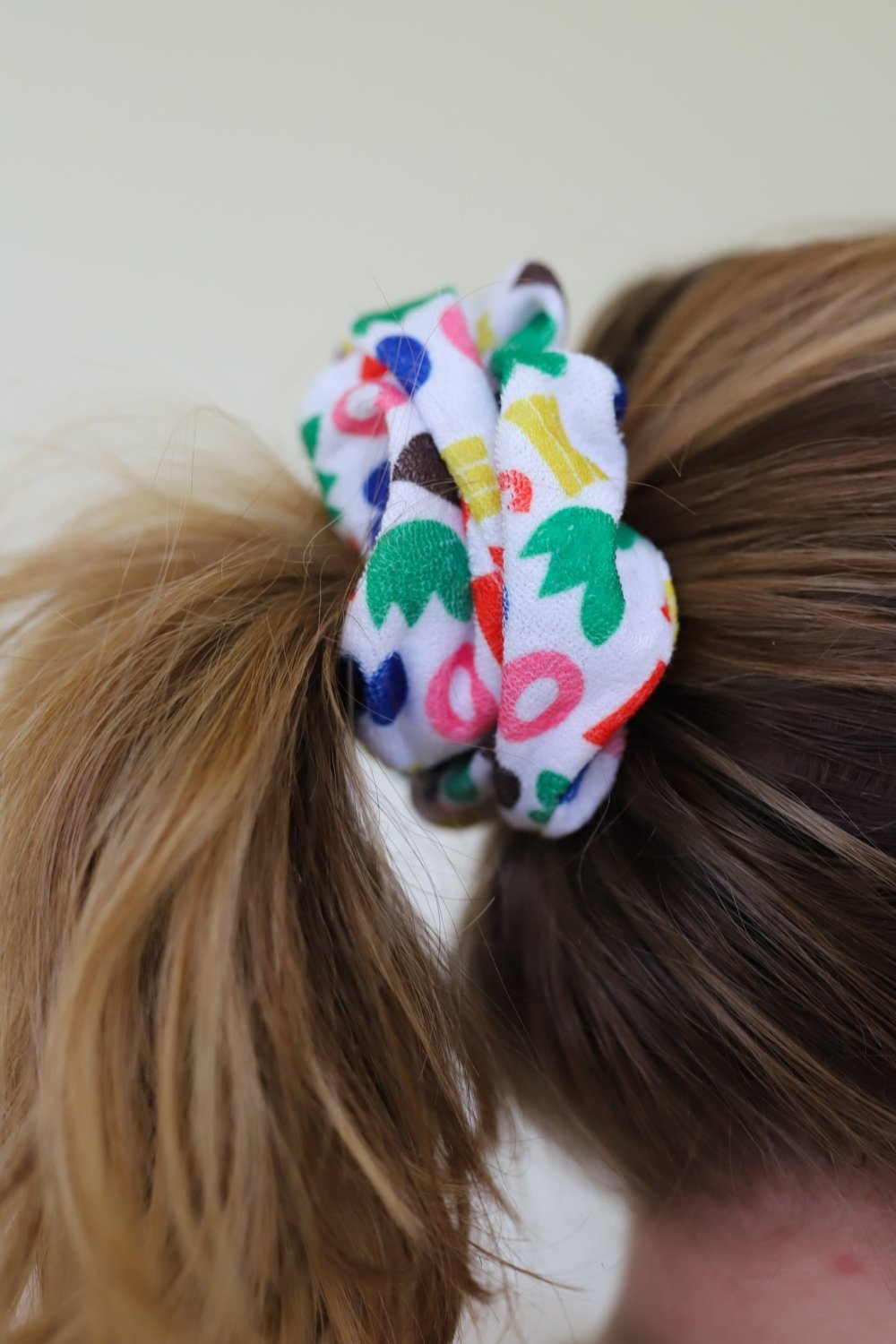 KAXI TOWEL SCRUNCHIE - Poppy & Vine