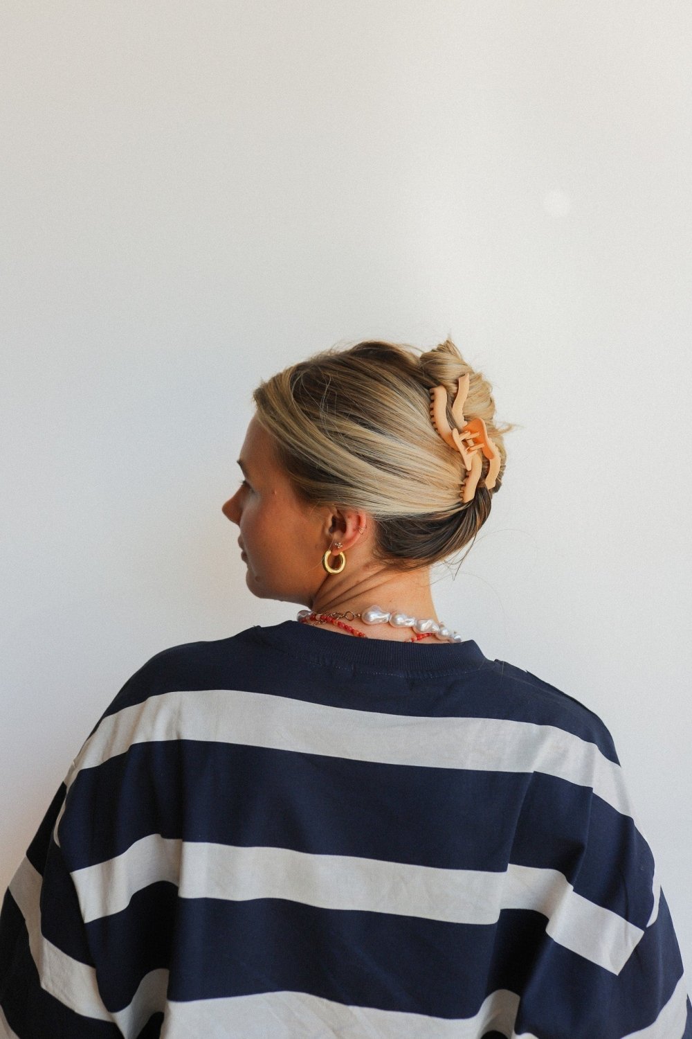 KAXI WAVY MIDI HOLD EVERYTHING CLAW - Poppy & Vine