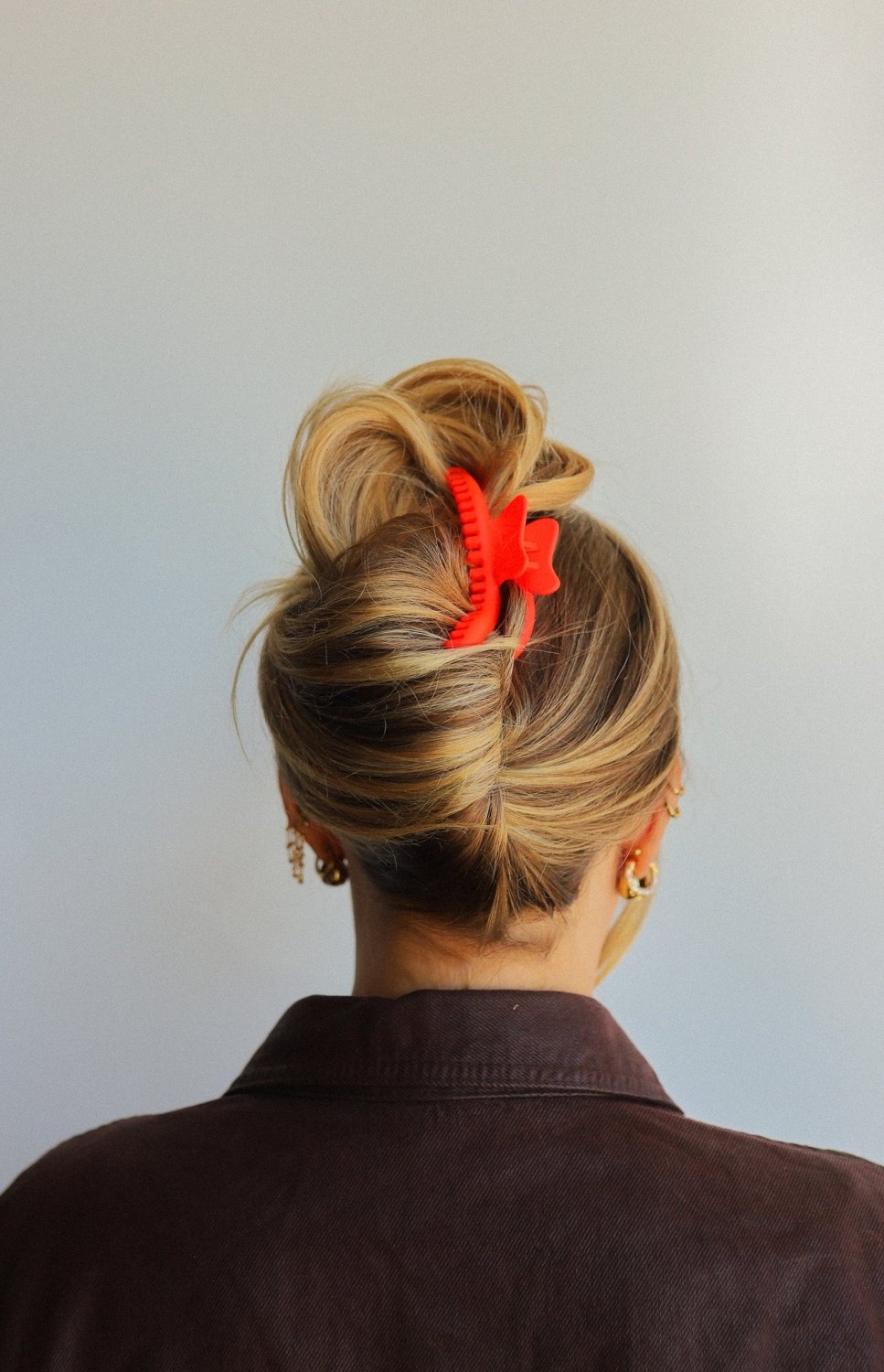 KAXI WAVY MIDI HOLD EVERYTHING CLAW - Poppy & Vine