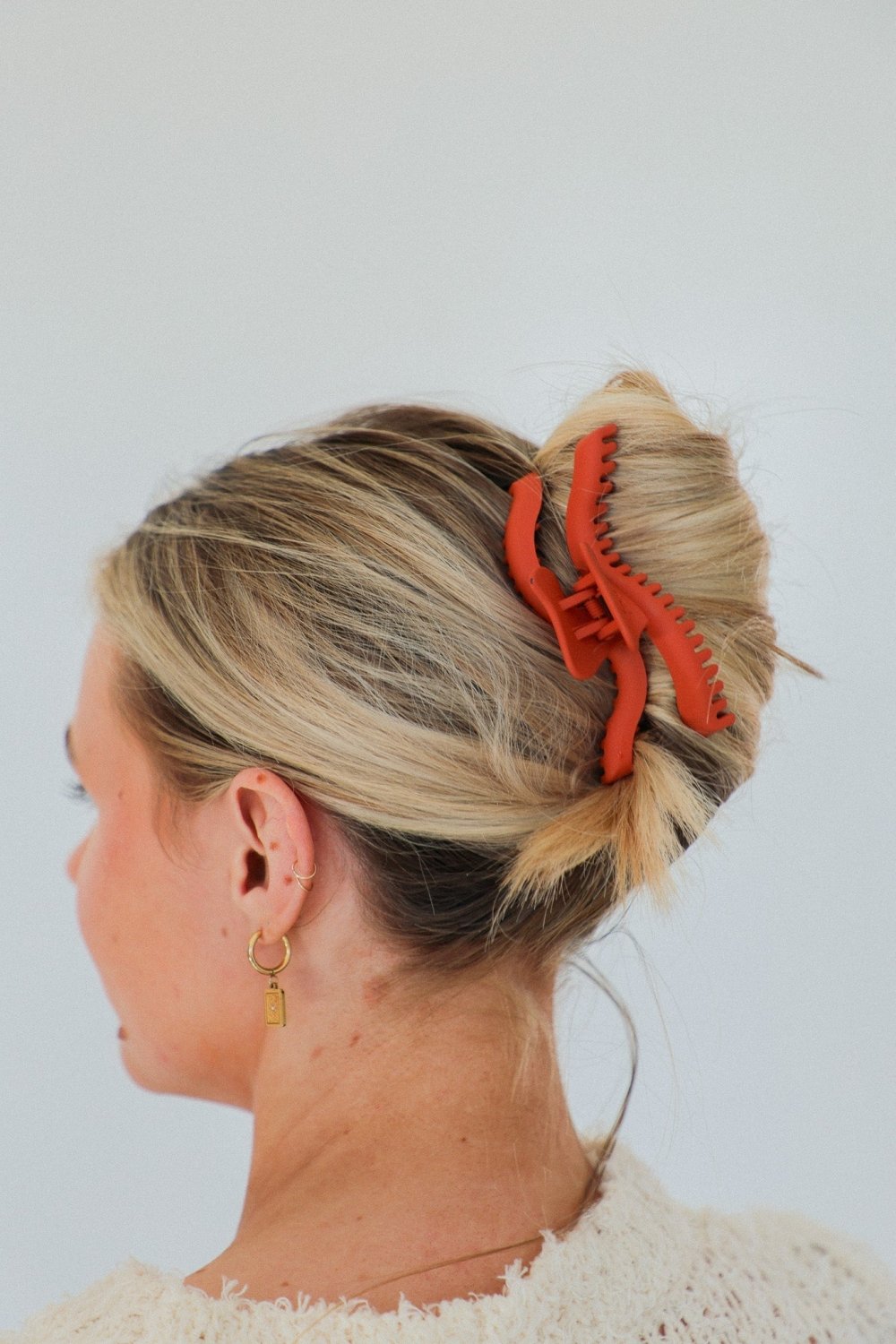 KAXI WAVY MIDI HOLD EVERYTHING CLAW - Poppy & Vine