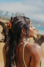 KAXI WAVY MIDI HOLD EVERYTHING CLAW - Poppy & Vine