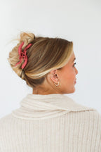 KAXI WAVY MIDI HOLD EVERYTHING CLAW - Poppy & Vine